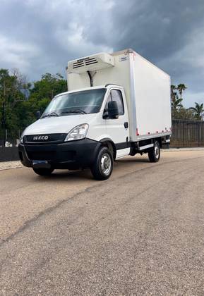 IVECO DAILY 2.3  HPI DIESEL 35S14 CHASSI MANUAL
